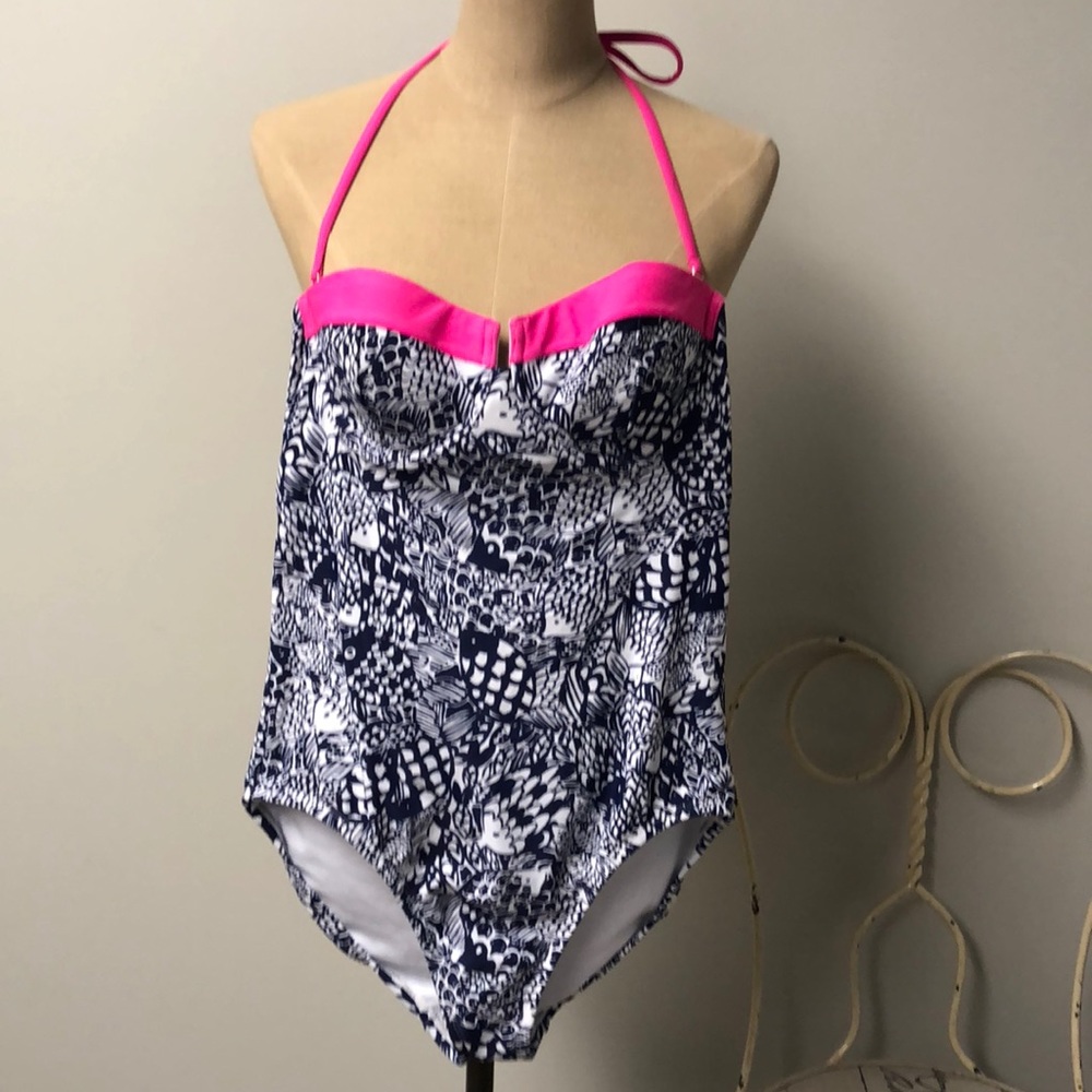 Bathing suit